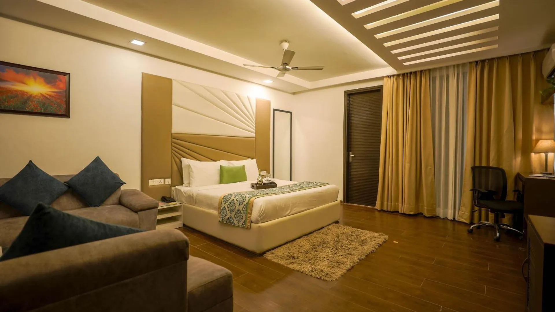 Vivid Boutique Hotel, Medanta, Gurugram Gurgaon Indie