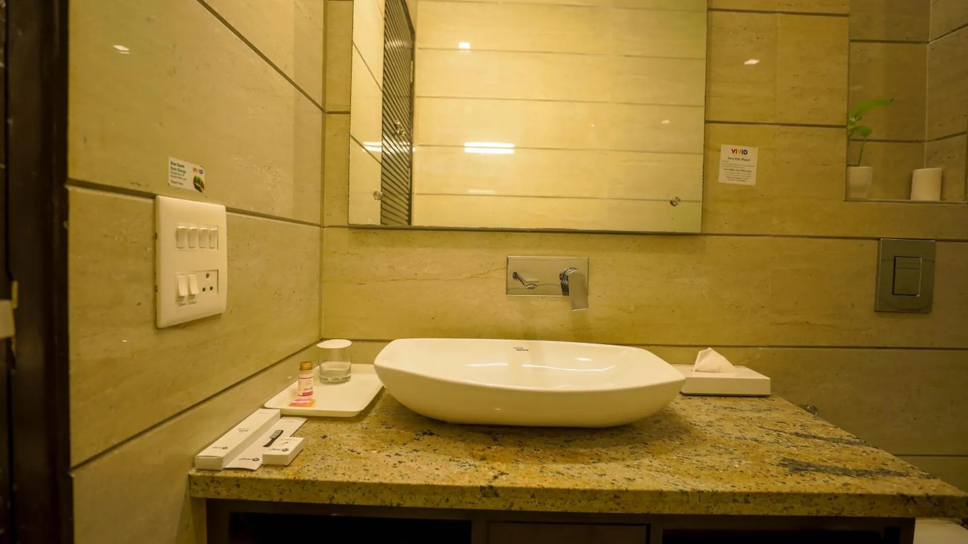 Vivid Boutique Hotel, Medanta, Gurugram Gurgaon Indie